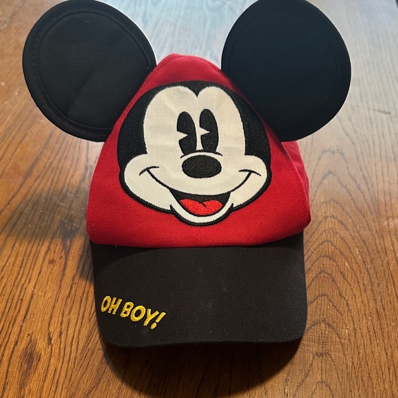 Disney Parks Toddler hat - Picture 1 of 3